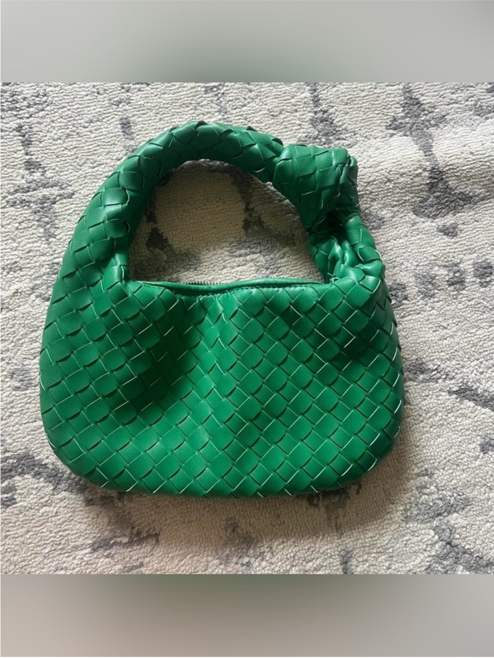 Woven Knotted Handle Shoulder Bag - Green